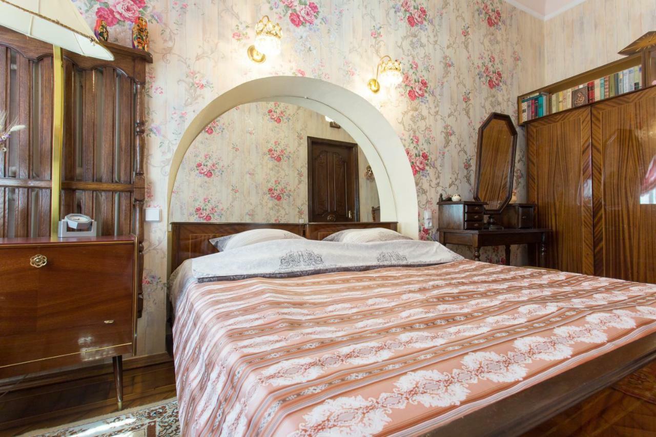 Apartment In The Center Of Jarkov Exterior foto